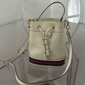 Gucci beautiful bag!
